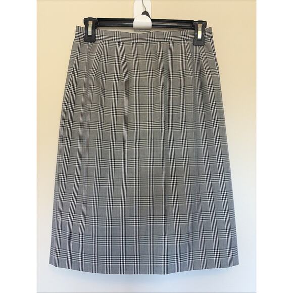 Talbots Dresses & Skirts - Vintage VTG Talbots Pure Silk Black Plaid Check Pencil Skirt Womens 4 Office